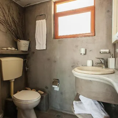 Sea View Maisonette *