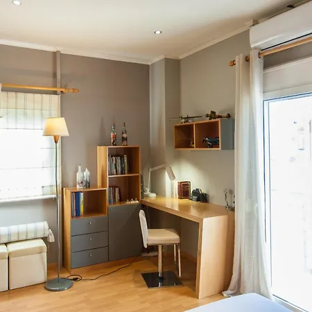 Sea View Maisonette *