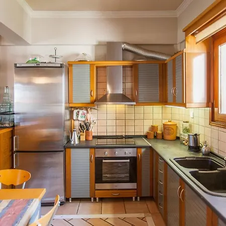 Sea View Maisonette *