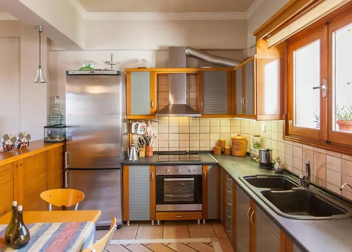 Sea View Maisonette *